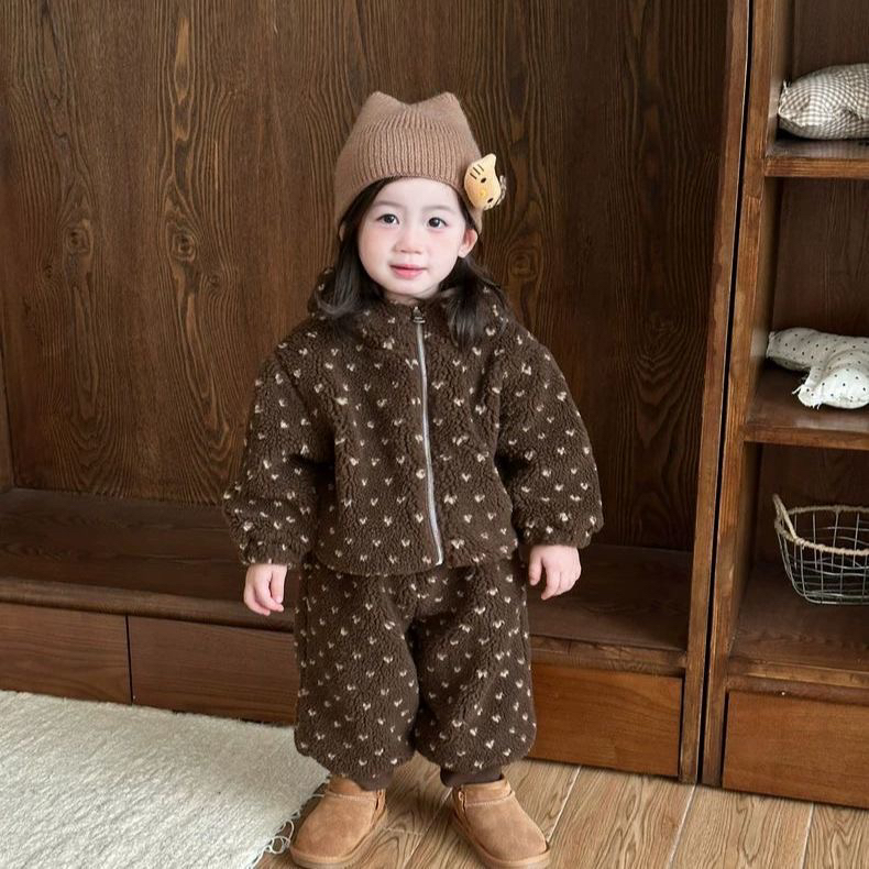 儿童加绒加厚提花羊羔毛连帽外套冬装新款宝宝洋气保暖棉衣灯笼裤