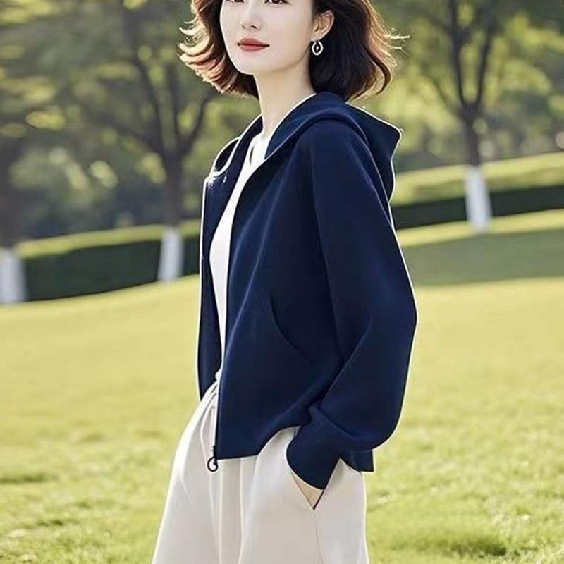 开衫宽松长袖常规纯色卫衣春秋冬休闲韩版百搭减龄设计感外套女