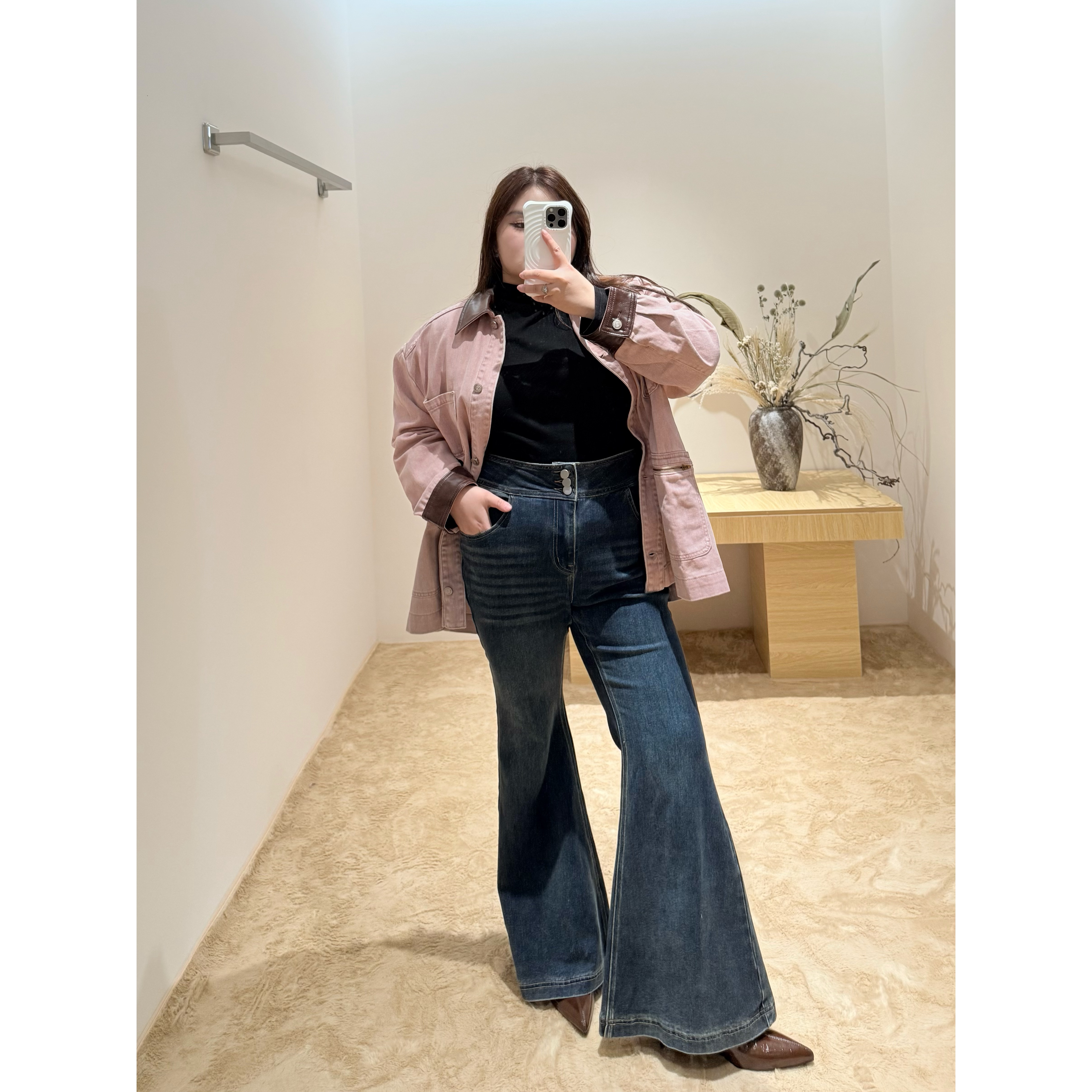 肉肉的甜甜【三粒扣大喇叭牛仔裤】大码高腰复古鱼尾显瘦女裤子8001