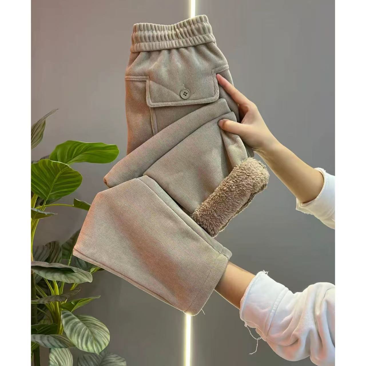 冬季新款加绒加厚宽松高腰百搭时尚休闲裤弹力运动保暖束脚哈伦裤