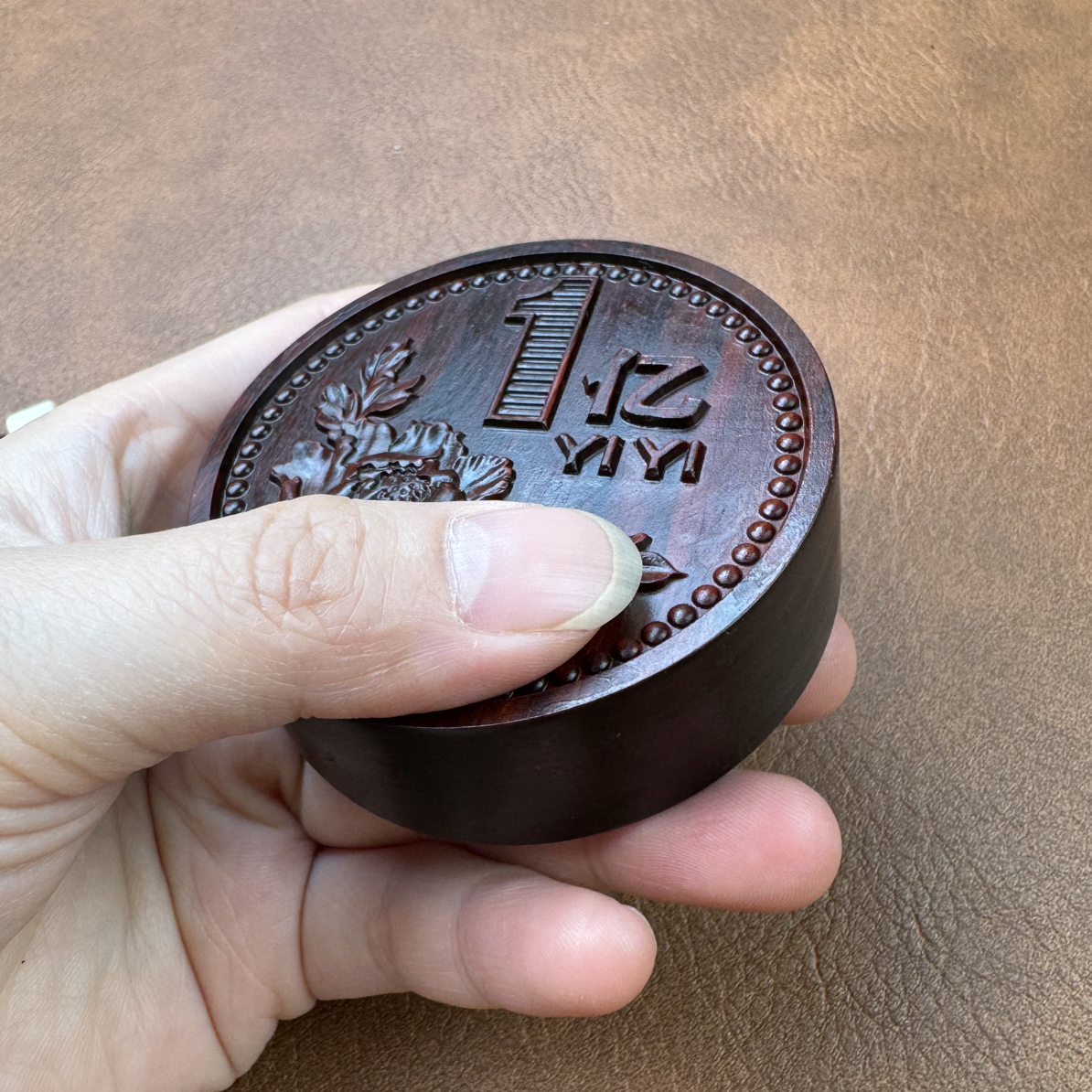 加厚紫檀木雕双面雕刻小目标（赠送文玩橄榄油）