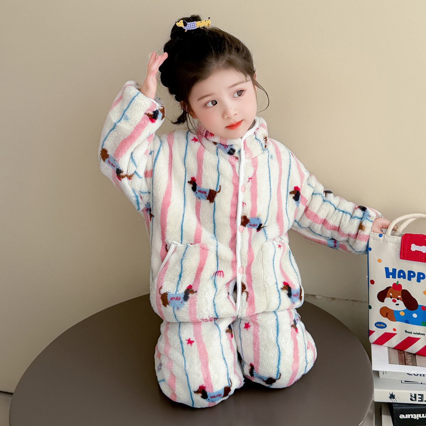 儿童秋冬珊瑚绒睡衣宝宝冬装保暖套装小女孩法兰绒女童家居服加厚