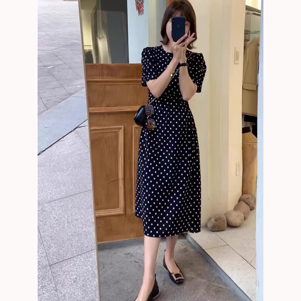 2025春夏法式黑色波点连衣裙女高级感收腰显瘦赫本风小黑裙中长款