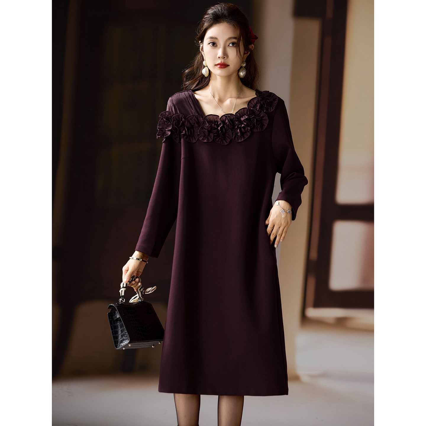 法式时尚扎花拼接连衣裙女2025年秋季新款裙子大码欧洲站长袖女装