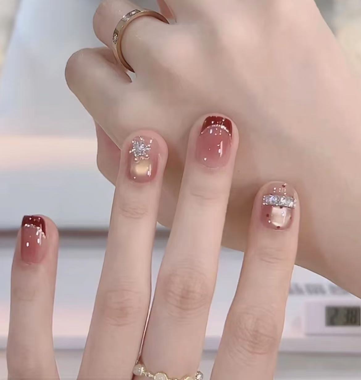 【微醺雪国】纯手工穿戴甲法式猫眼短款经典腮红色显白气质可拆卸