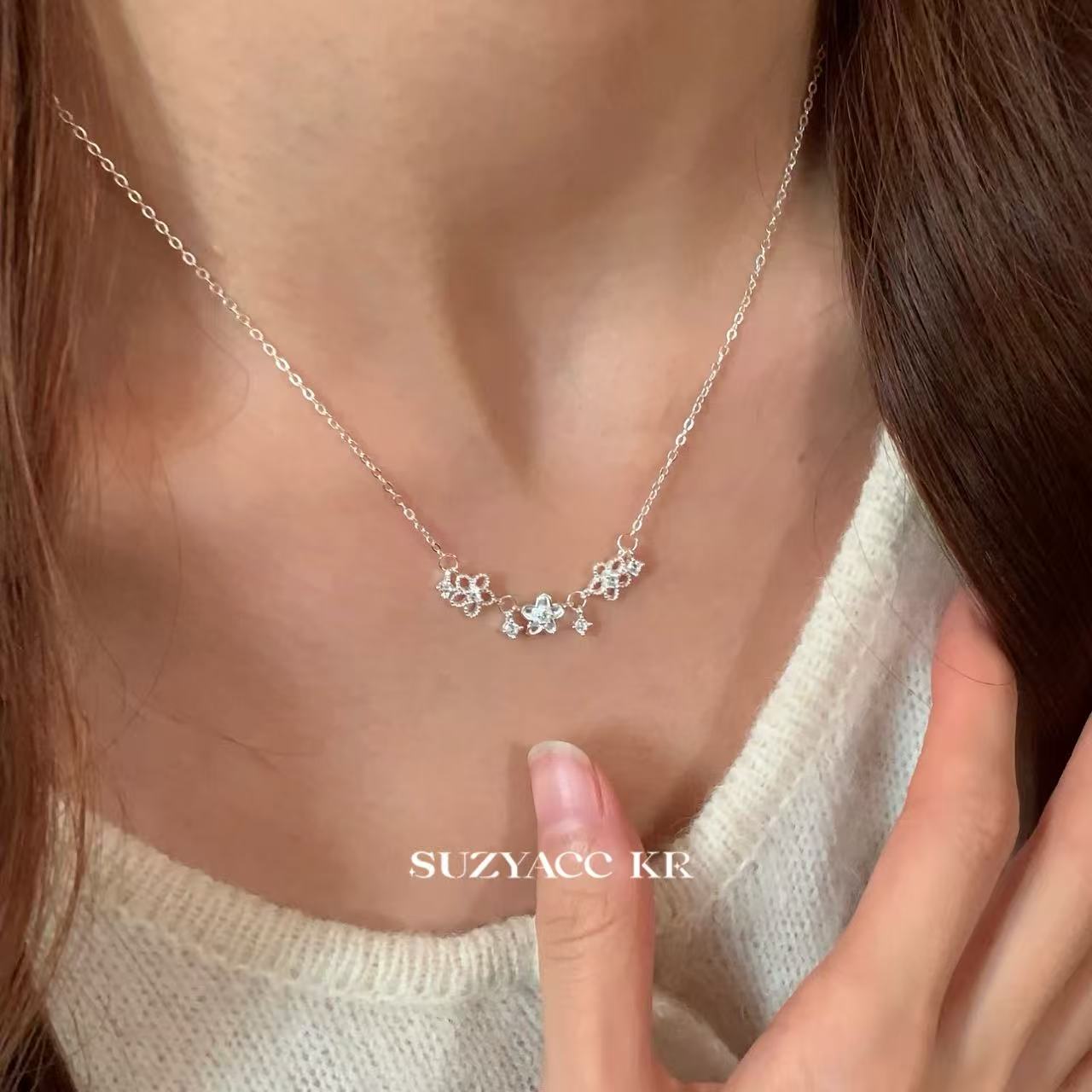 Suzyacc Kr 坠链均925银合成锆石 【小樱花】镂空花朵项链DX0299