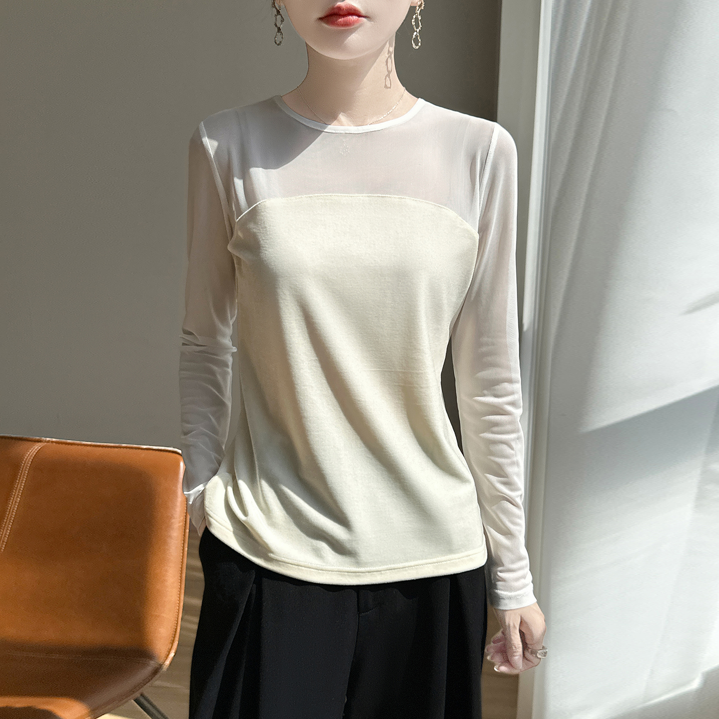 品牌官方秋季圆领女士丝绒拼接针织衫复古摩登风内搭显瘦打底衫