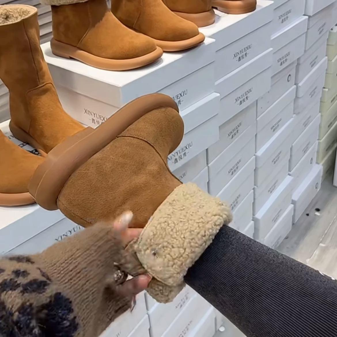 两穿加绒中筒雪地靴2025冬新款欧货时尚百搭加厚保暖防滑厚底棉靴