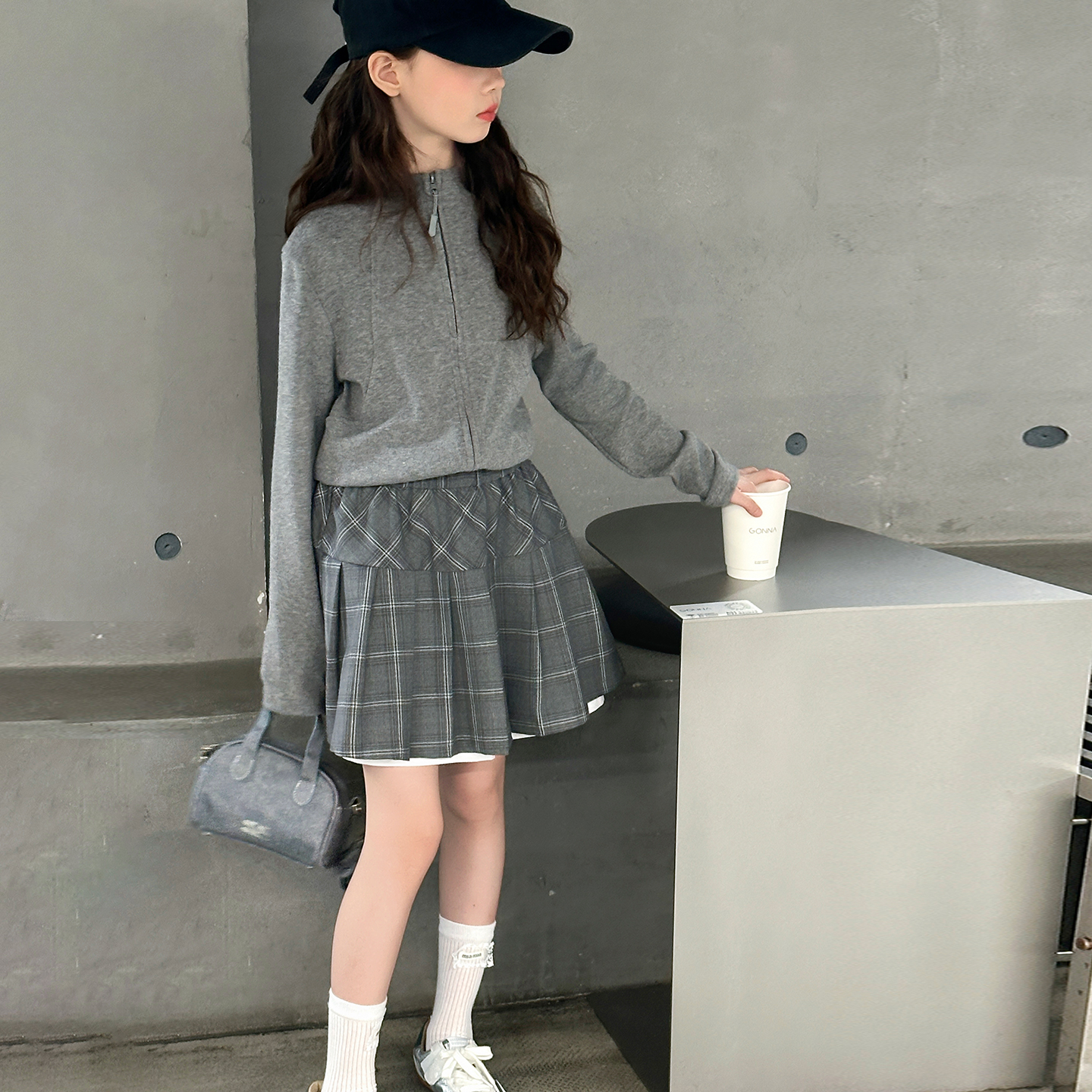 女童套装春秋2025新款中大童长袖开衫上衣韩版格子短裙两件套洋气