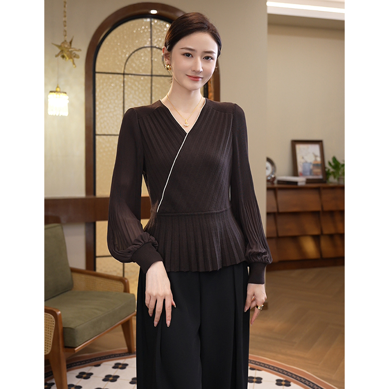 现货2025秋季新款【7863】含绵羊毛气质小众打底外穿V领针织衫上衣