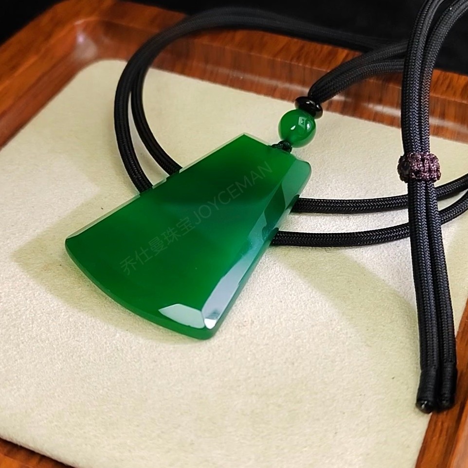 官方正品天然保真高档翠绿色无事玉佩吊坠挂件梯形男女款精品小众