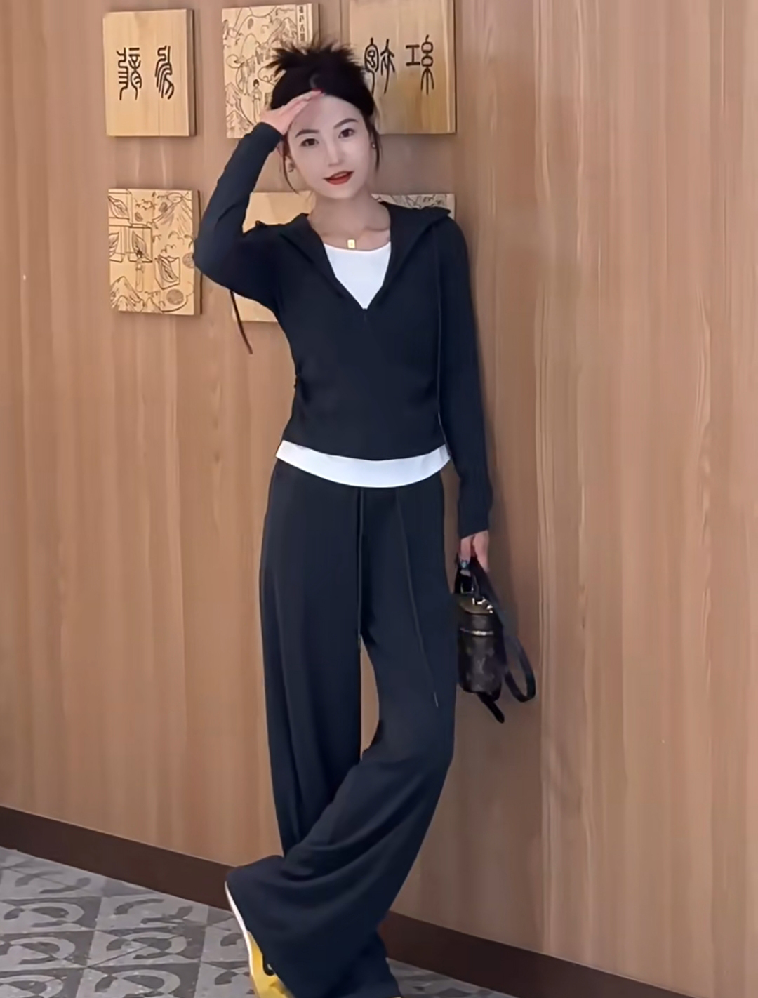 1080早秋小个子定制连帽T恤糯米裤套装2025网红炸街运动两件套