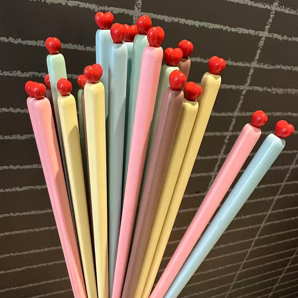 【防滑设计】家用爱心彩色抗菌合金一人一色分餐筷子不易发霉洗碗机