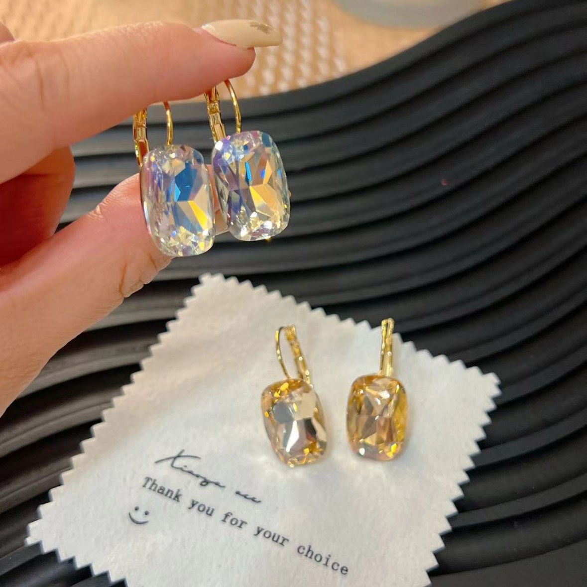 钛钢仿水晶耳饰 气质耳环女耳扣轻奢时尚爆款耳钉高级感小众耳饰