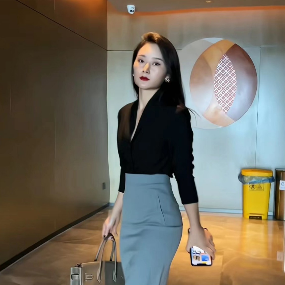 JIA SHI V领衬衫洋气复古港风气质显瘦时尚百搭轻奢通勤小众SC008