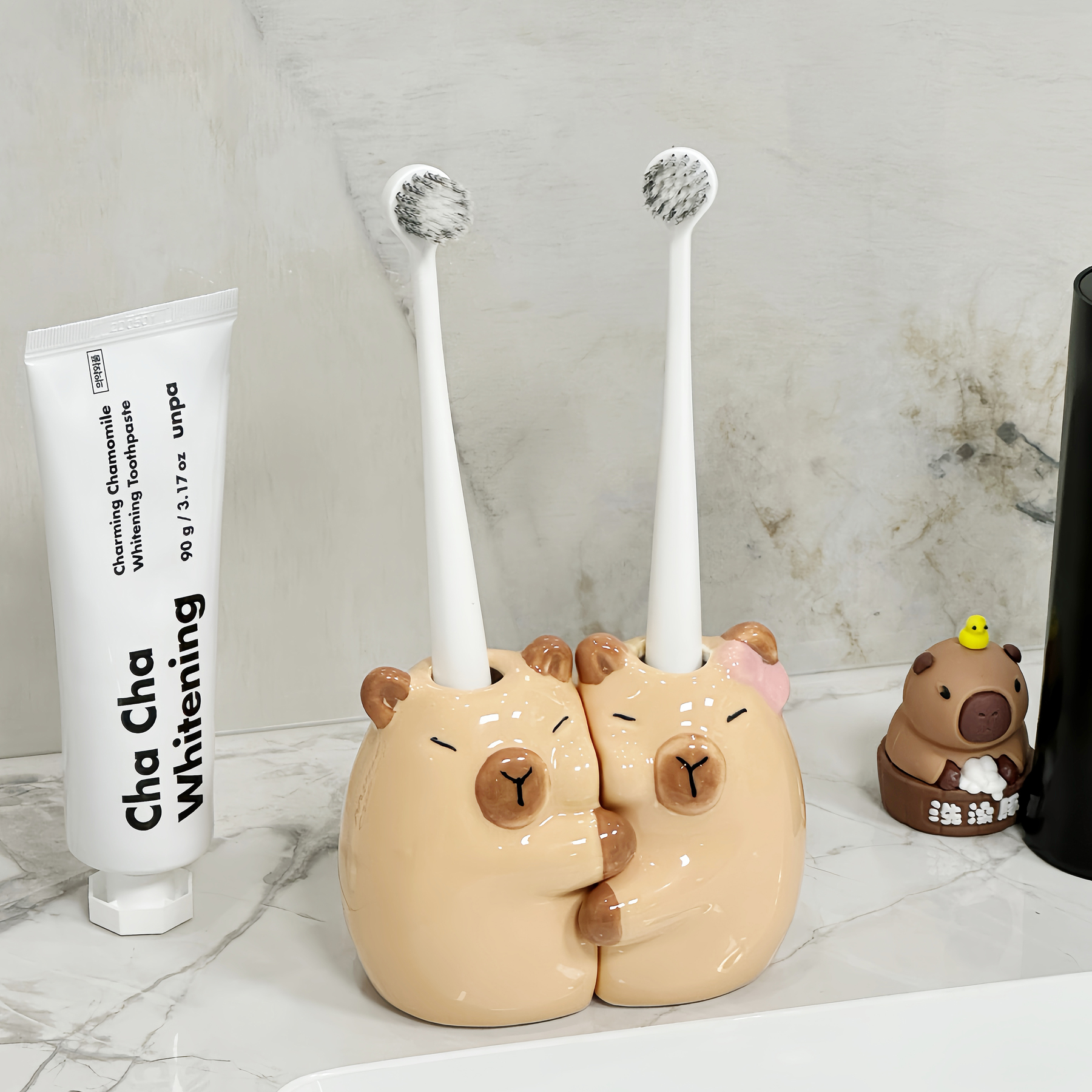 卡皮巴拉卫生间牙刷置物架创意放手动牙刷底座可爱牙具收纳架陶瓷