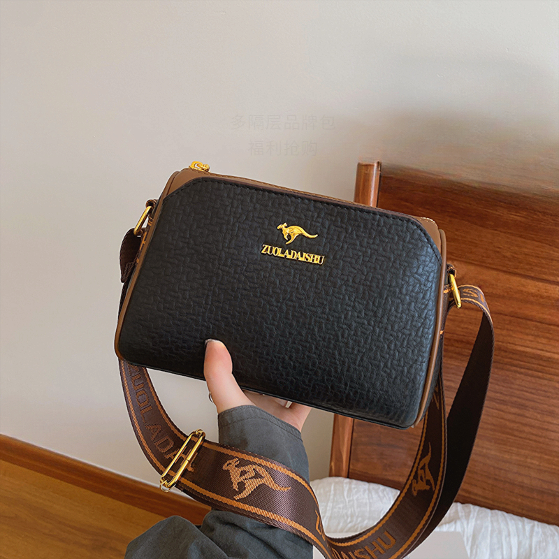 爆款妈妈包时尚包包女包单肩包斜跨包波士顿多隔层枕头包女士肩包