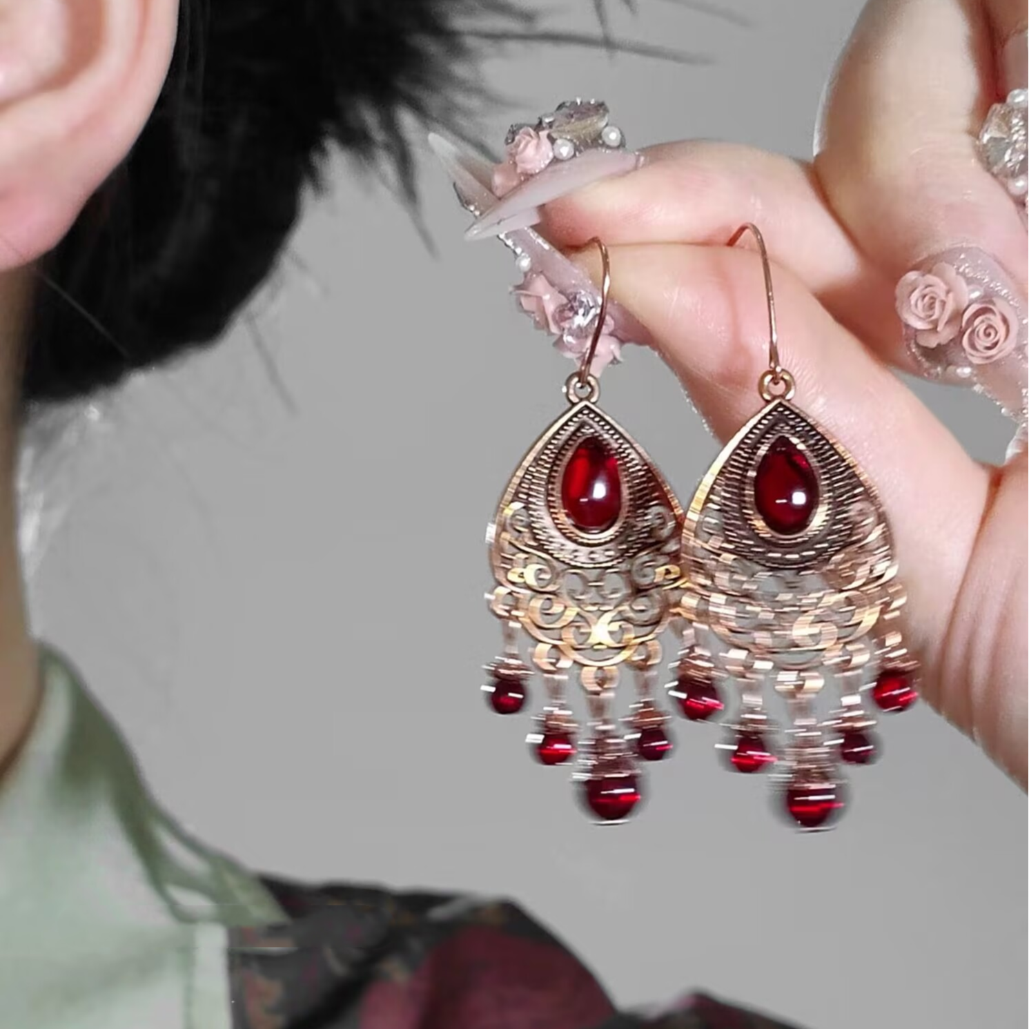 铜合金耳饰 秋冬爆款新中式红色耳钉女百搭钛合金耳钉唇钉男眉钉