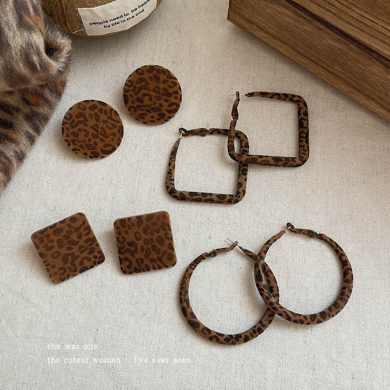 非金属布艺耳饰 复古植绒几何豹纹耳环女 高级感耳钉耳圈耳坠配饰
