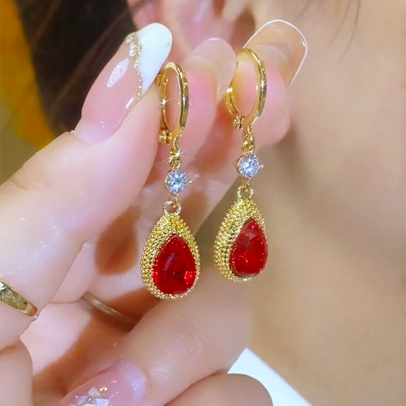铜合金耳饰 红色水滴榴莲耳扣女高级感精致气质百搭时尚耳饰品