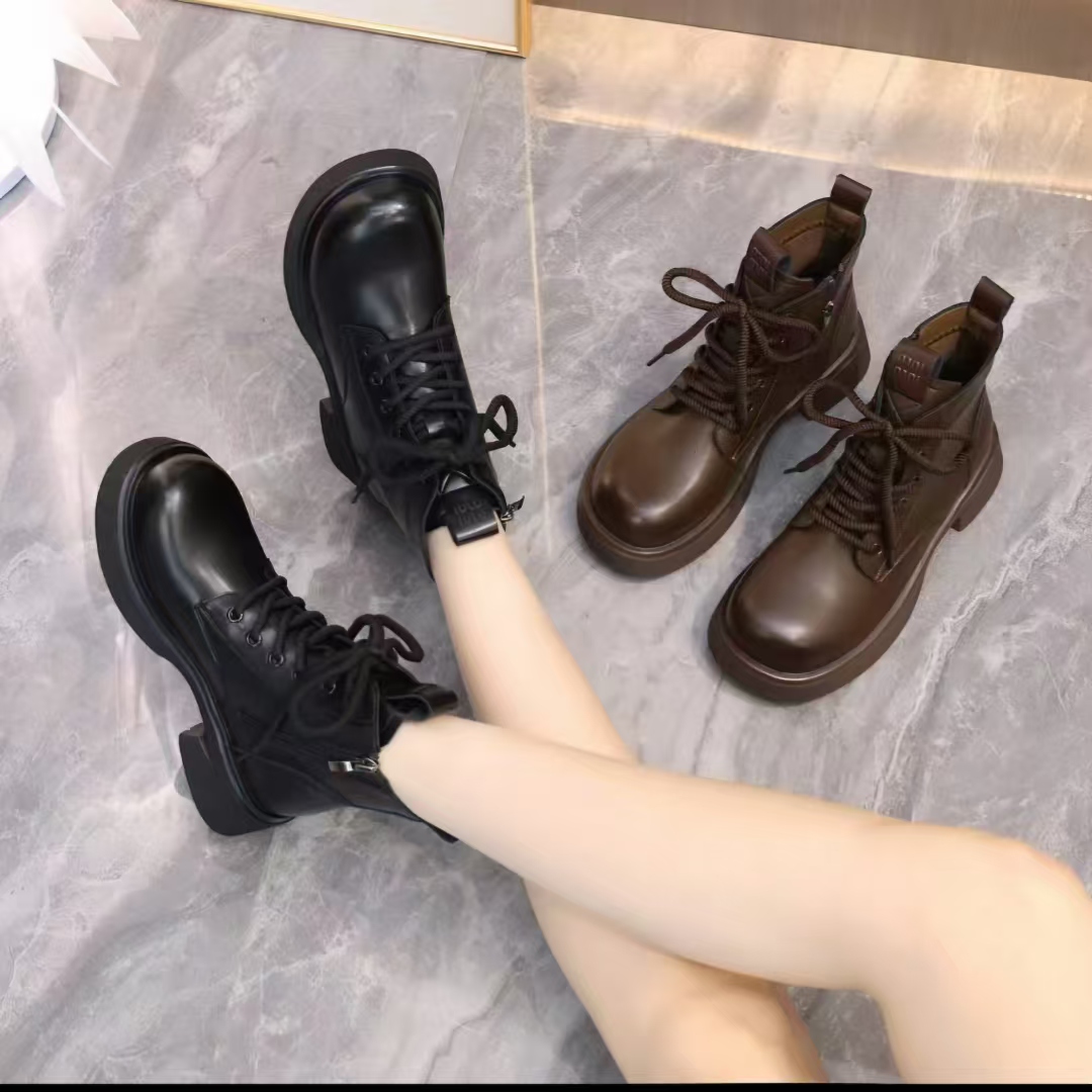 秋冬新款复古百搭休闲时尚马丁靴
