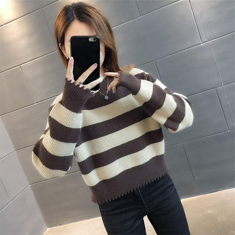 条纹短款毛衣女2025年新款春秋内搭时尚显瘦洋气高腰小款打底衫