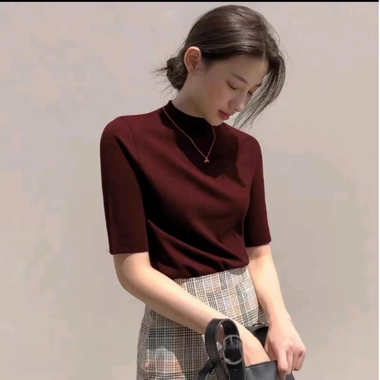 早秋修身显瘦小立领T恤女五分袖百搭洋气纯色打底衫内搭上衣3888