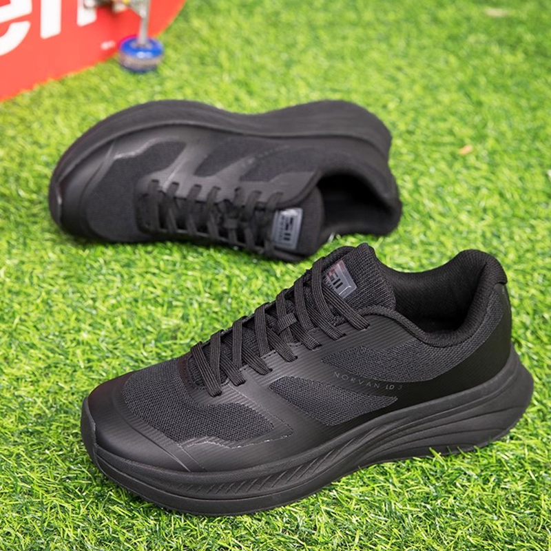 新式体能训练鞋男夏季跑步鞋耐磨劳保解放胶鞋黑色户外超轻作训鞋