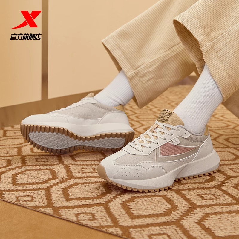 特步溯影3.0休闲鞋女鞋春秋新款轻便复古时尚百搭女子运动鞋