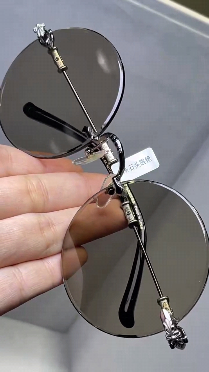 平板复古圆茶色石头镜