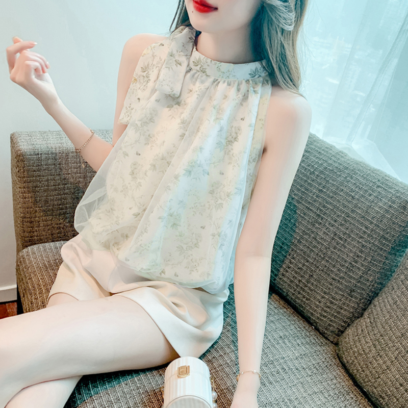 无袖挂脖衬衣女2025夏季气质名媛碎花设计感蝴蝶结小清新露肩上衣