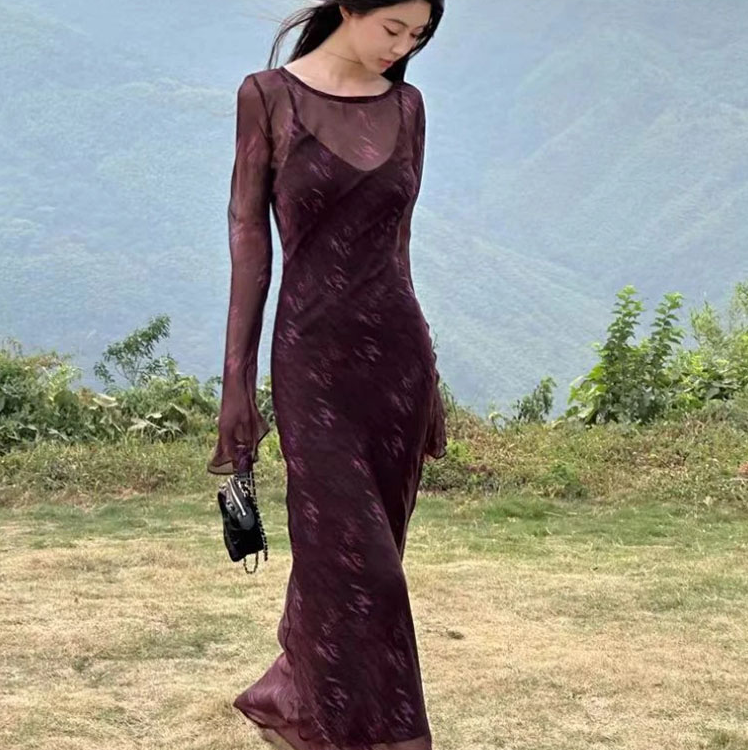 2025春季法式气质印花中长款罩衫上衣修身吊带连衣裙两件套装女