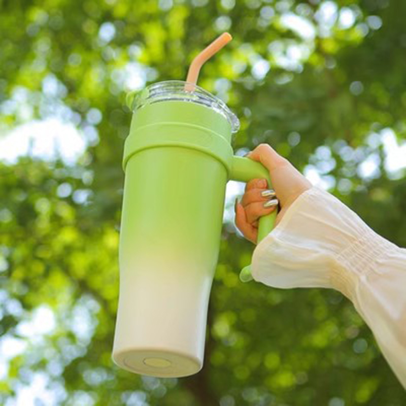 大容量保温杯巨无霸保冷保冰不锈钢高颜值吸管杯子男女士水杯便携