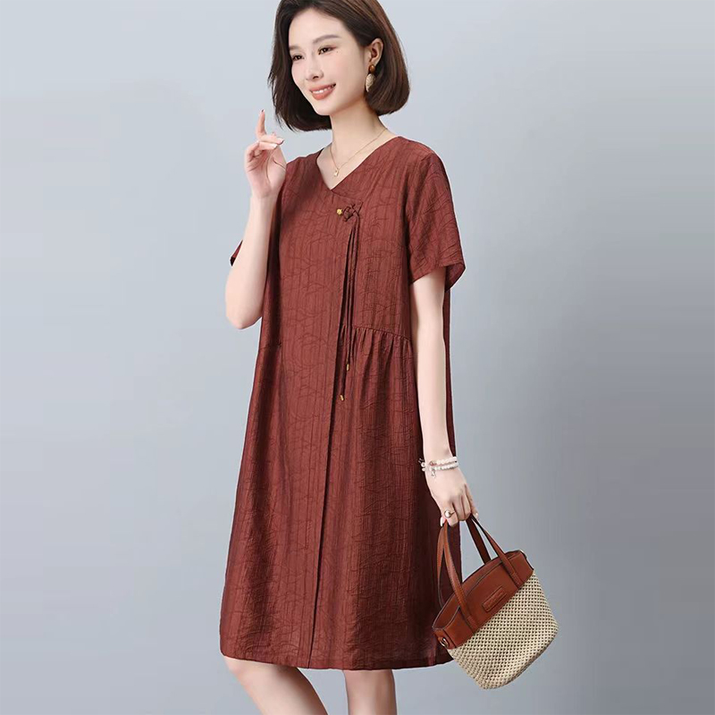 天丝连衣裙女夏季2025宽松遮肉盘扣中长裙中年妈妈洋气薄款直筒裙