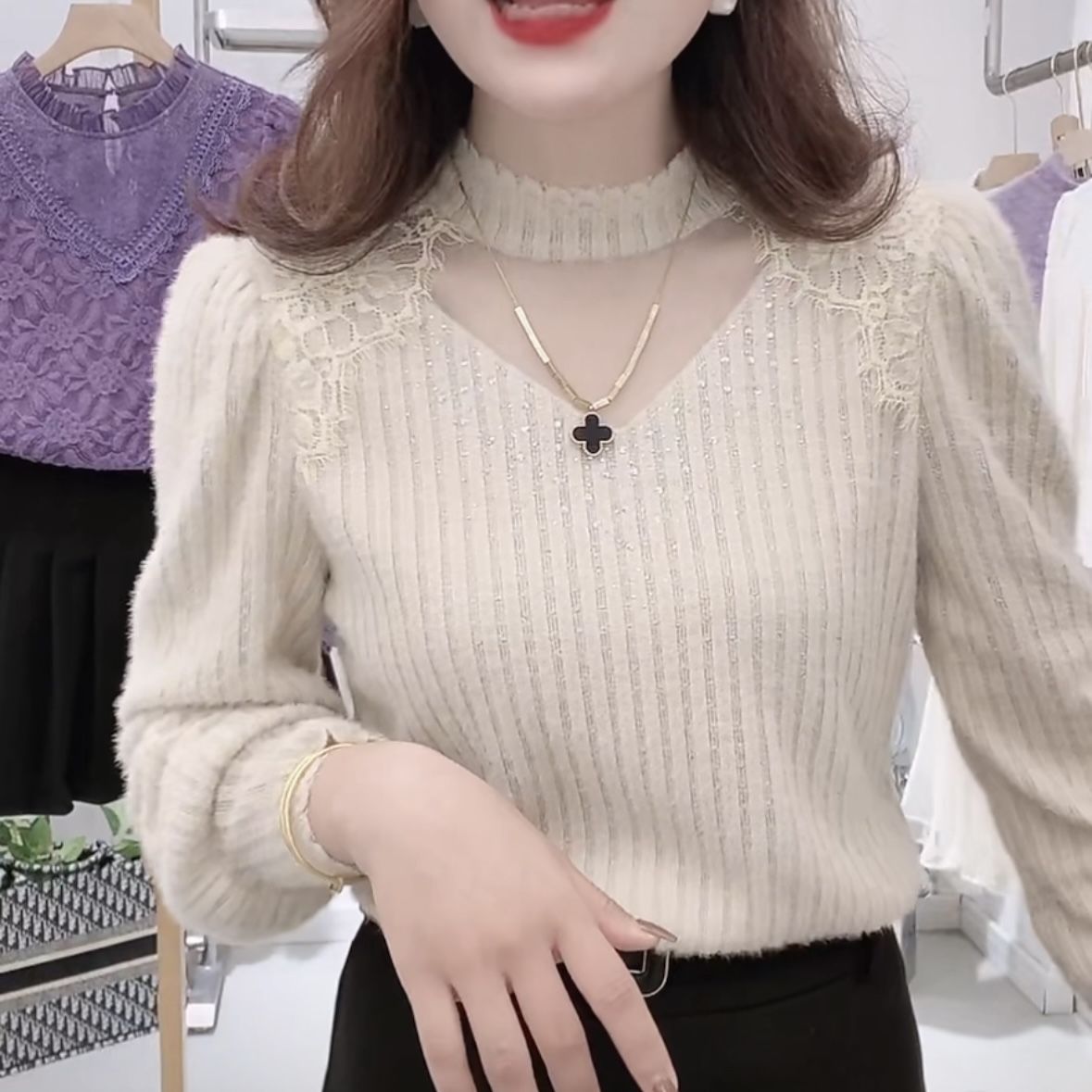 加绒长袖高档蕾丝打底衫女2025秋冬烫钻洋气名媛显瘦百搭保暖上衣