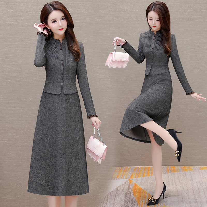 洋气拼接妈妈款连衣裙2024女新款春季修身长袖遮肚减龄中长裙