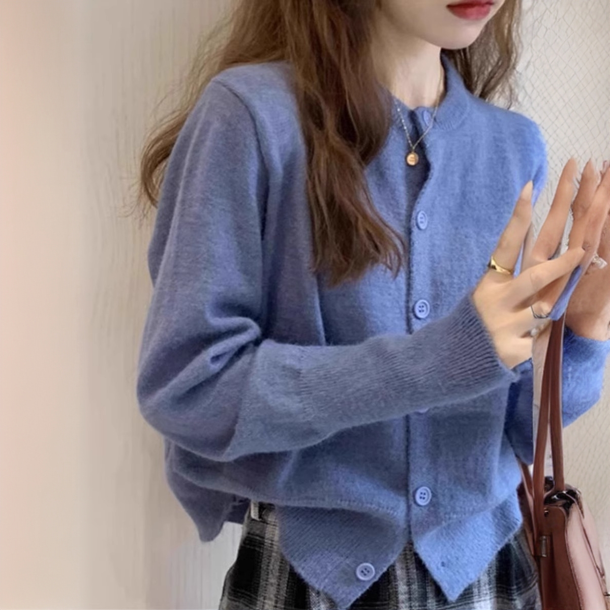 新款秋冬韩版减龄针织开衫上衣女秋冬宽松内搭高级感短款毛衣外套