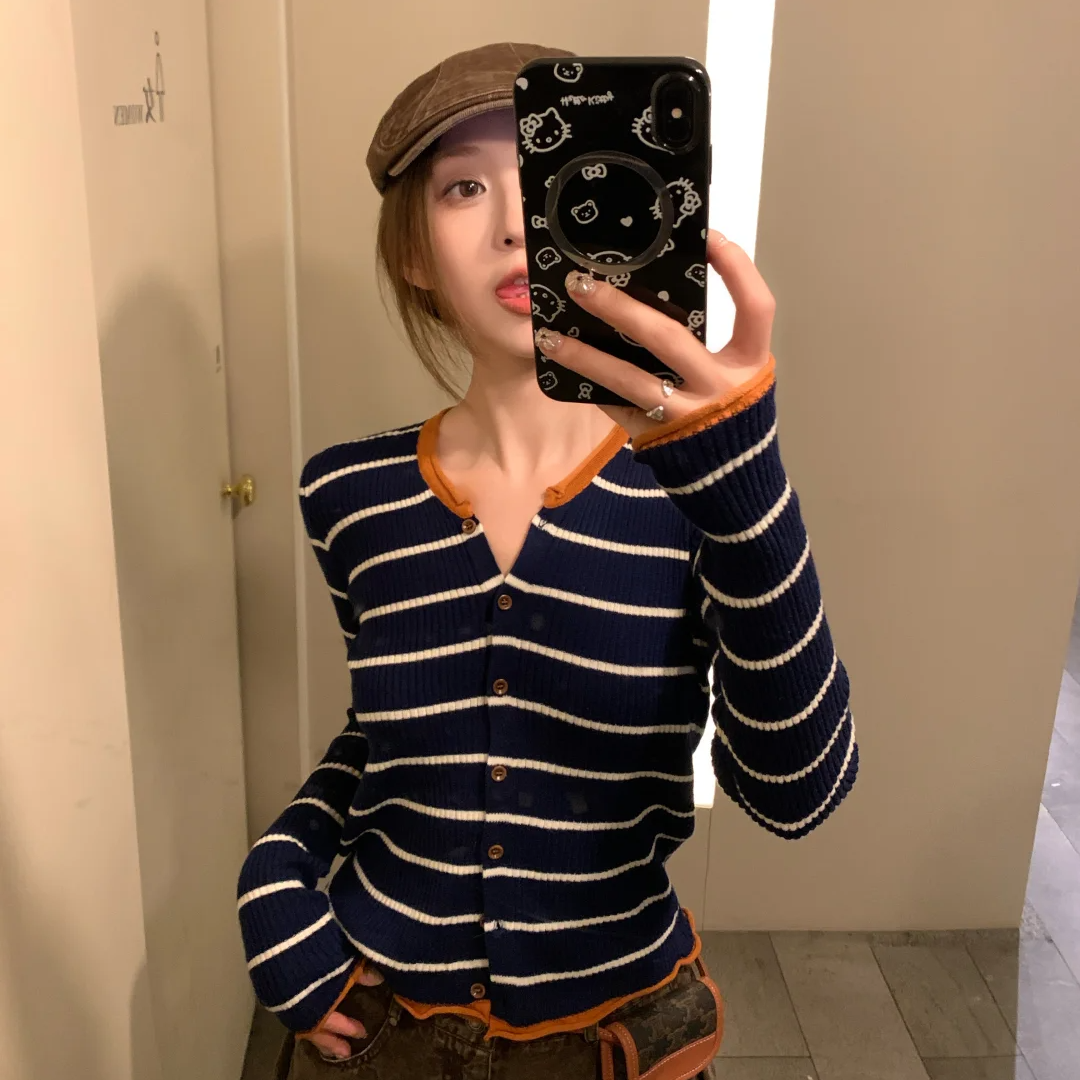 韩系撞色条纹针织衫女早秋修身短款气质开衫上衣