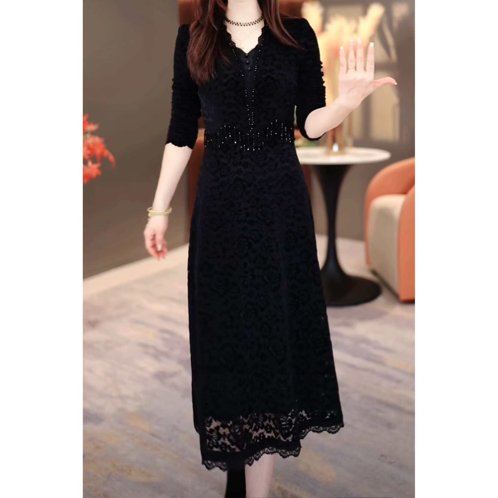 金玫瑰女装秋冬季黑色连衣裙2025新款显瘦修身韩版气质遮肚裙子