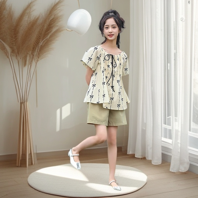 【妮妮中大童】女童短袖T恤夏季方领抽绳蝴蝶结印花泡泡袖短裤套装