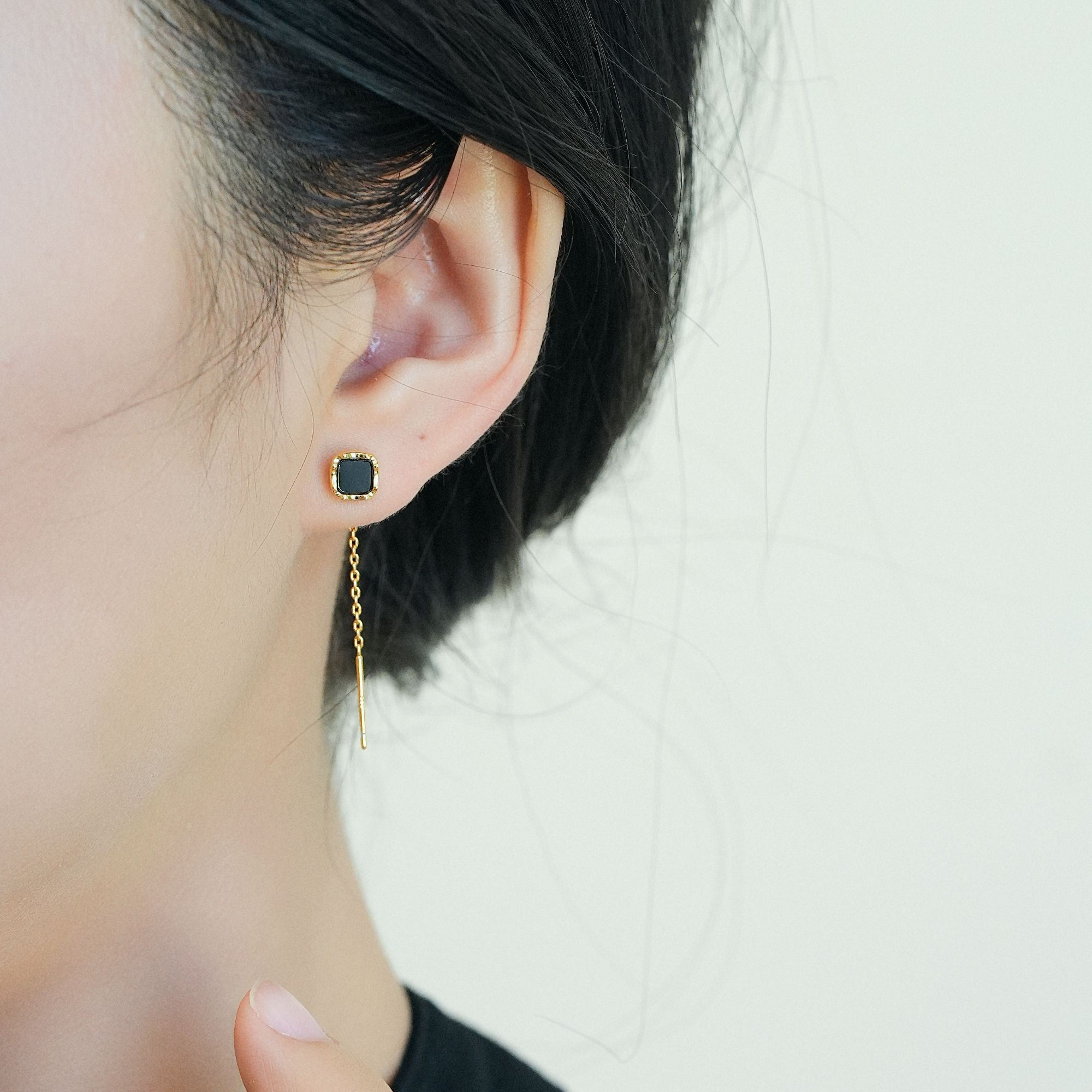 铜合金耳饰 黑色方块流苏耳线女小众设计感时尚简约圆脸显瘦耳环