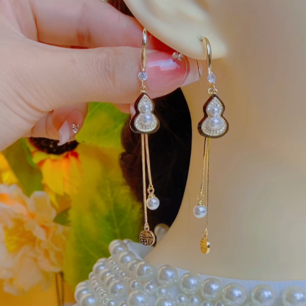 铜合金合成锆石耳饰 小葫芦长款优雅精致耳环75