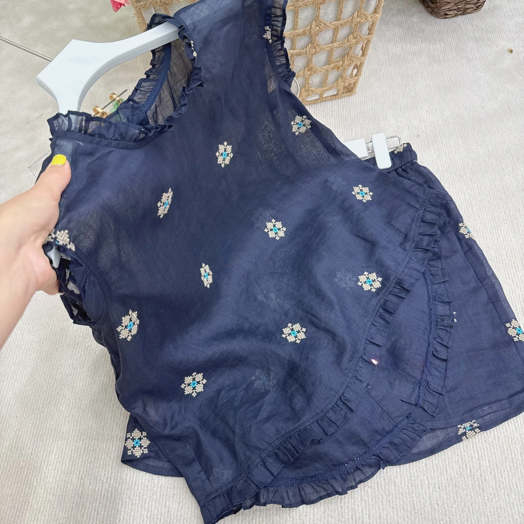 新中式国风碎花套装女2025夏季新款木耳边无袖衬衫短裤子两件套潮