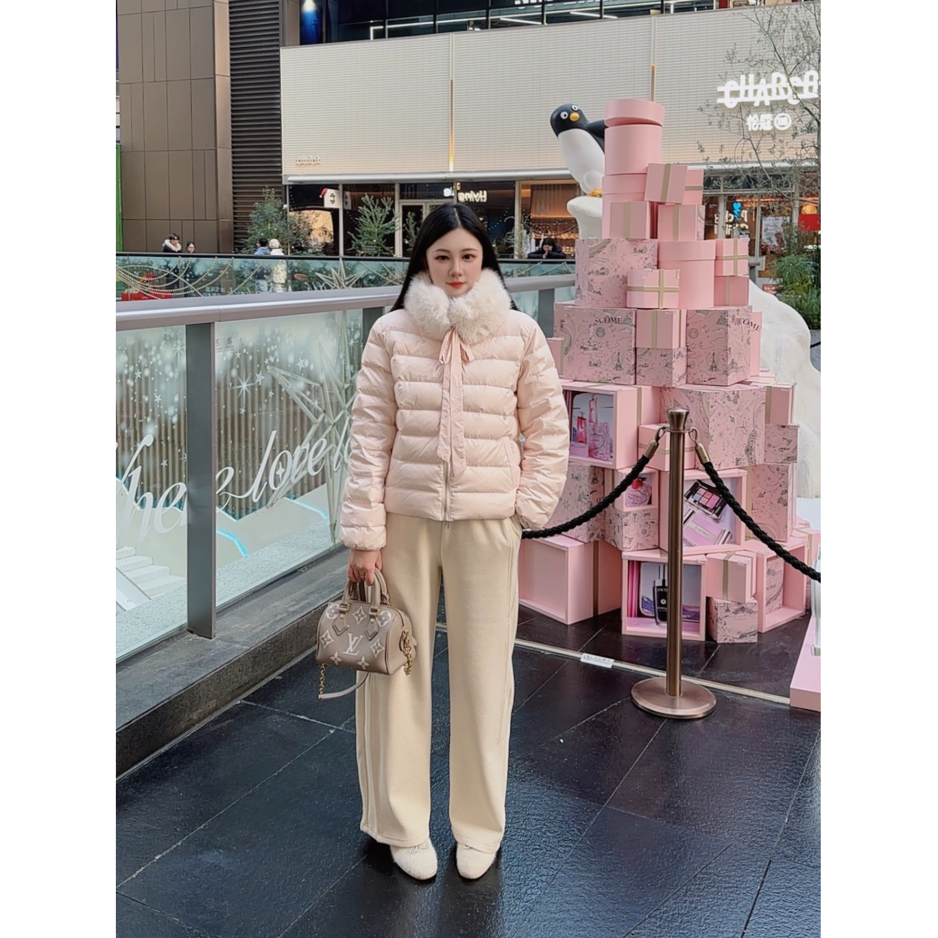 冬季羽绒服短款拉链立领毛毛领蝴蝶结一衣两穿