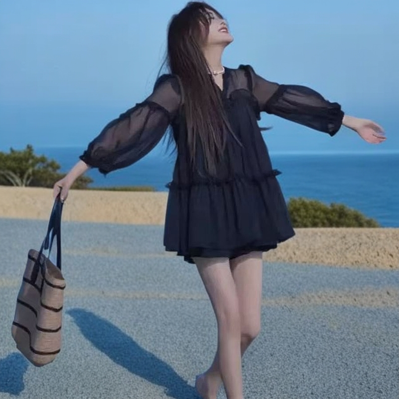 网红爆款大码花边纯色减龄套装2025夏时尚韩版上衣短裤显瘦两件套