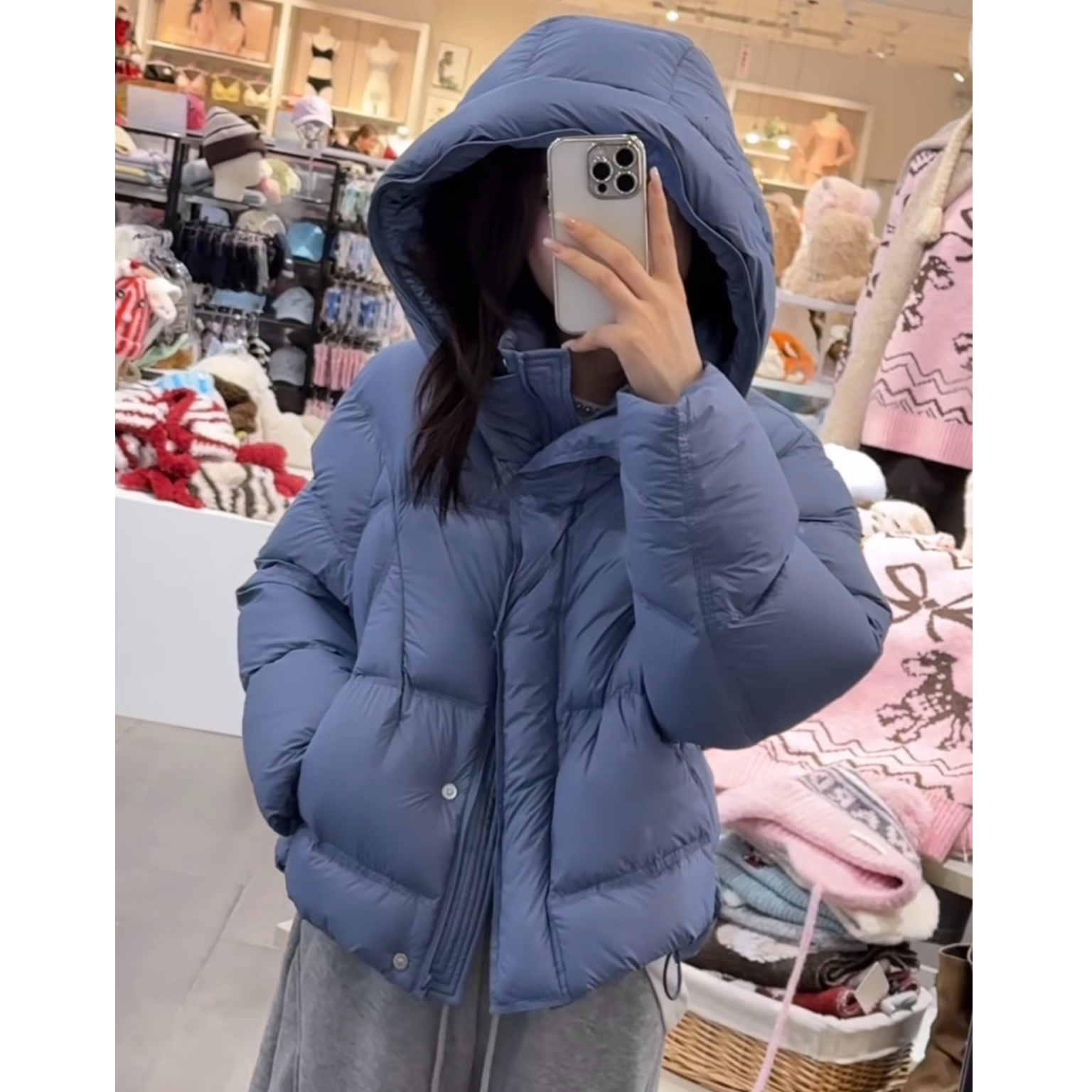 短款连帽白鸭绒泡芙羽绒服女装2025年冬季时尚洋气保暖面包服上衣