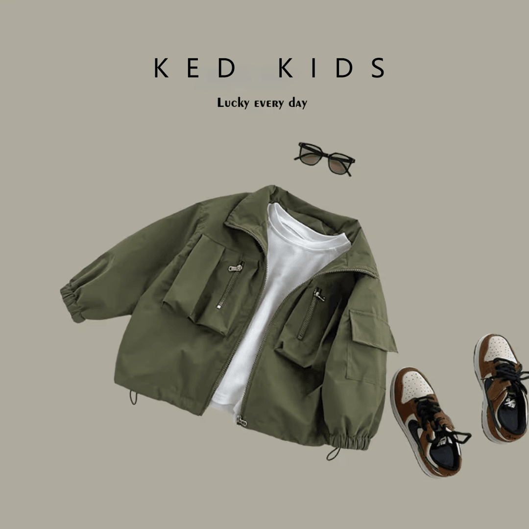 新款大中小童春季秋季圆领常规休闲风普通外套短外套春秋工装抽绳