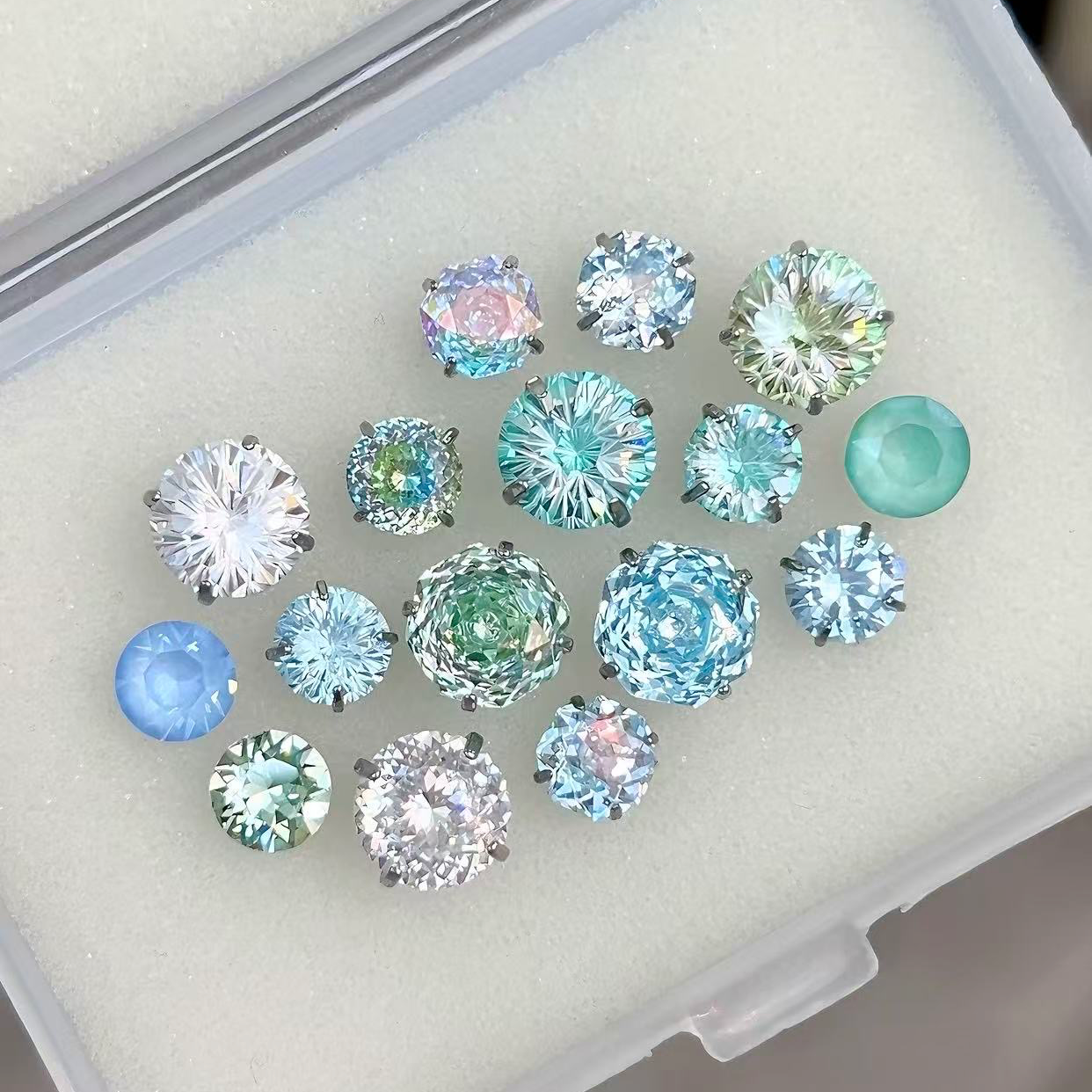 钛钢耳饰 薄荷奶绿turquoise蓝绿色系RINGRING商店耳骨钉养耳耳钉