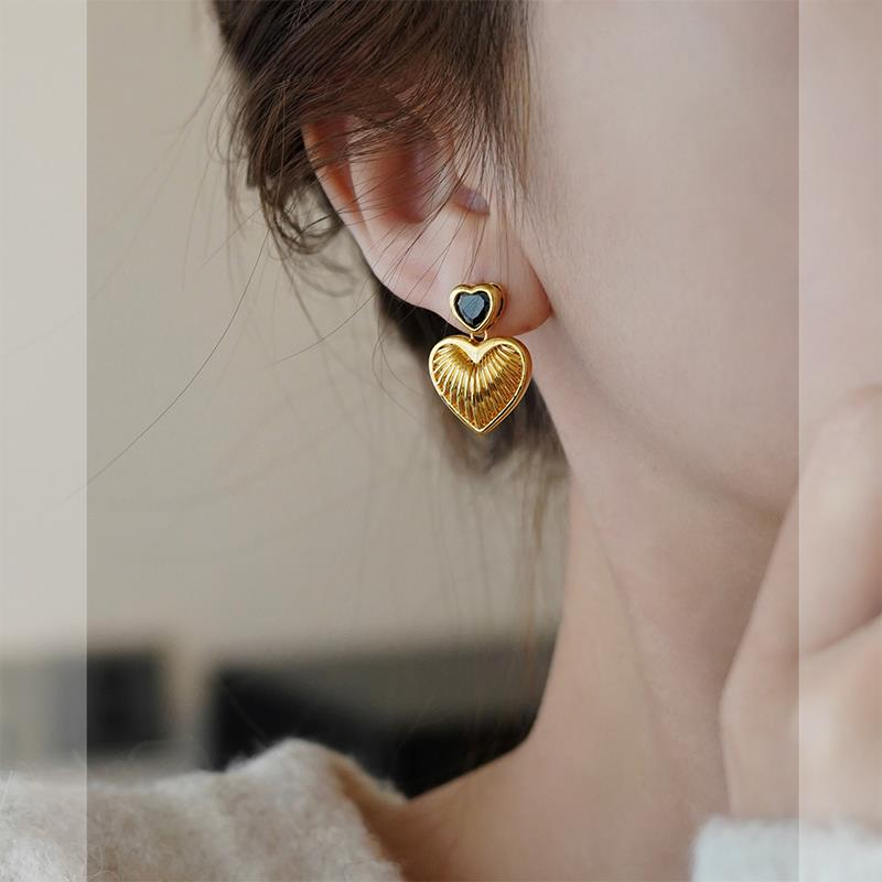 OLOIU 铜合金耳饰 复古爱心耳环女2025新款爆款简约耳钉轻奢耳饰