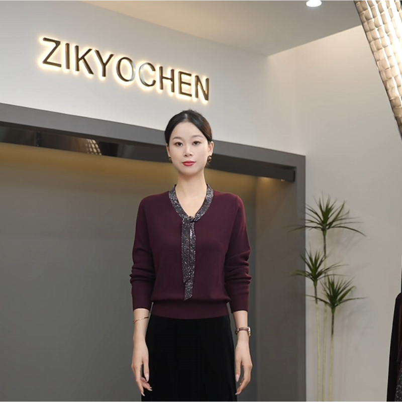 ZIKYOCHEN秋季新款长袖羊毛衫显瘦气质打底衫领带烫钻女士上衣